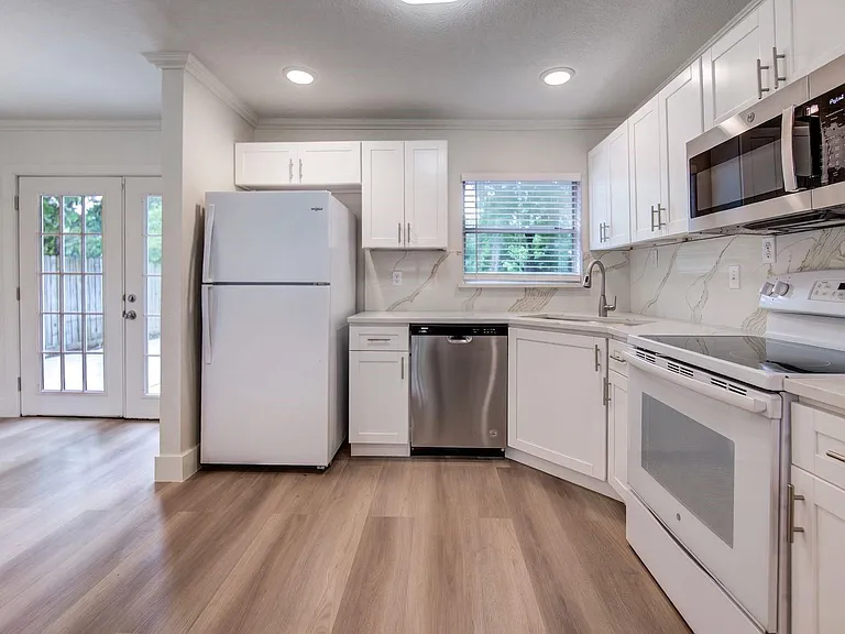 4735 Marietta Ln — Photo 12