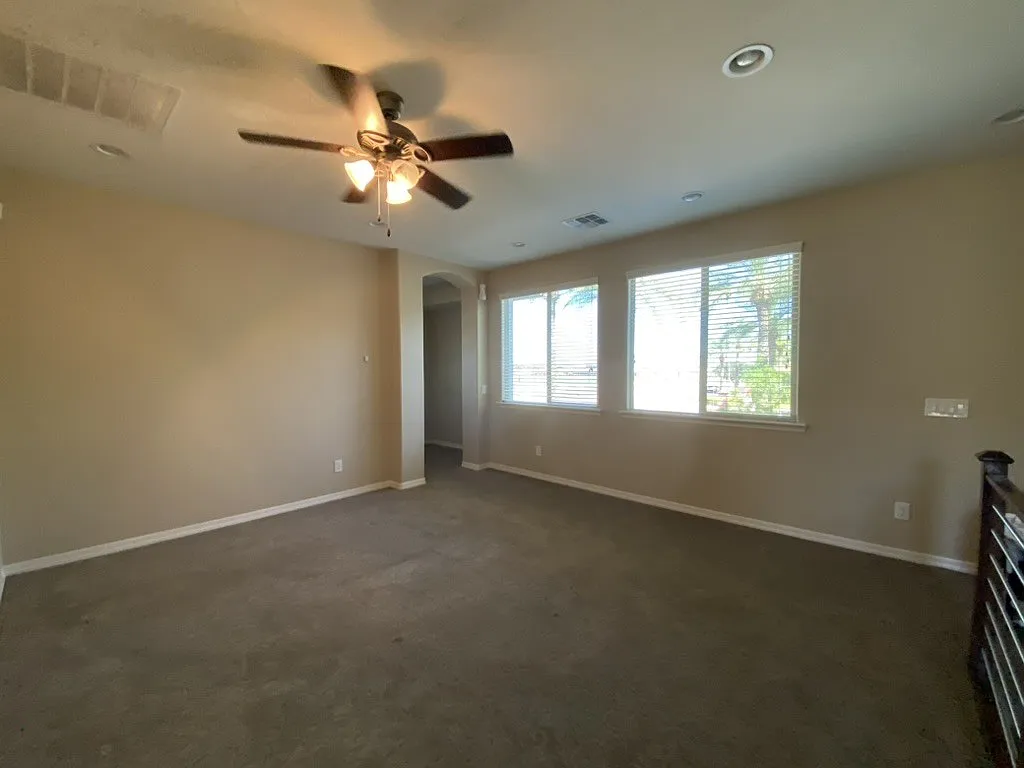 3726 East Angstead Drive — Photo 2