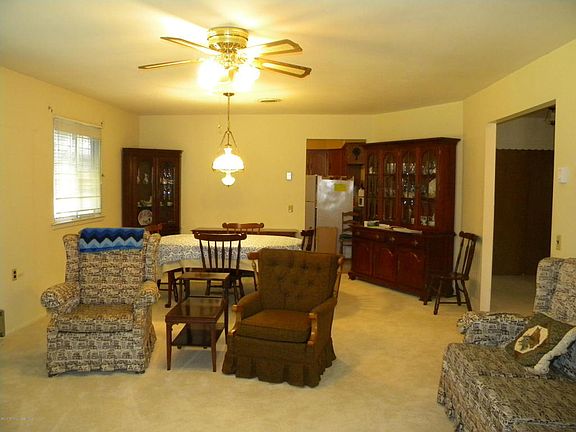 5th image of 1 Deerfield Dr #A