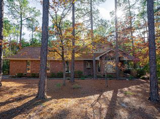 70 Pine Vista Dr, Pinehurst, NC 28374
