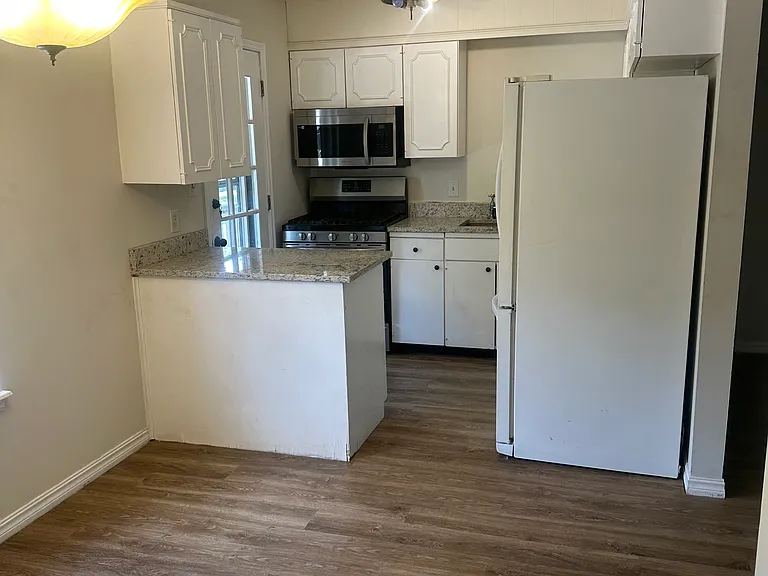 4517 S Peoria Ave #33 — Photo 6
