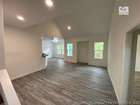 3rd image of 273 Brewster Dr
