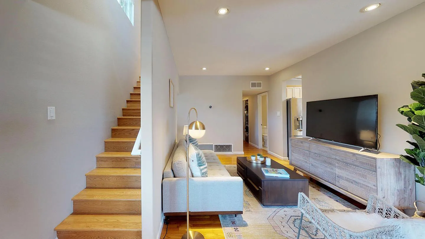 Private Bedroom in Spacious Mountain View Home Near Googleplex — Photo 2