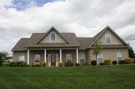 1st image of 140 Southern Hills Dr