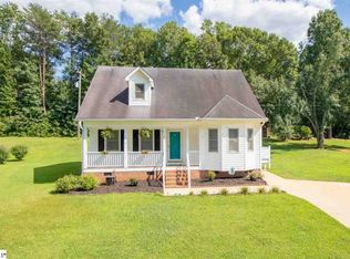 352 Springdale Ave, Liberty, SC 29657
