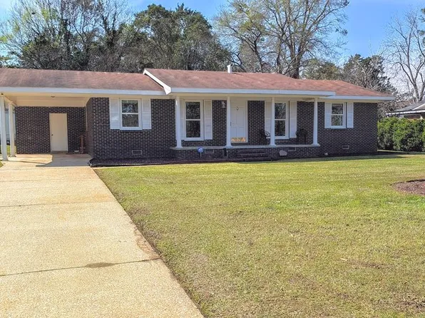 1301 Sassar St, Dothan, AL 36301