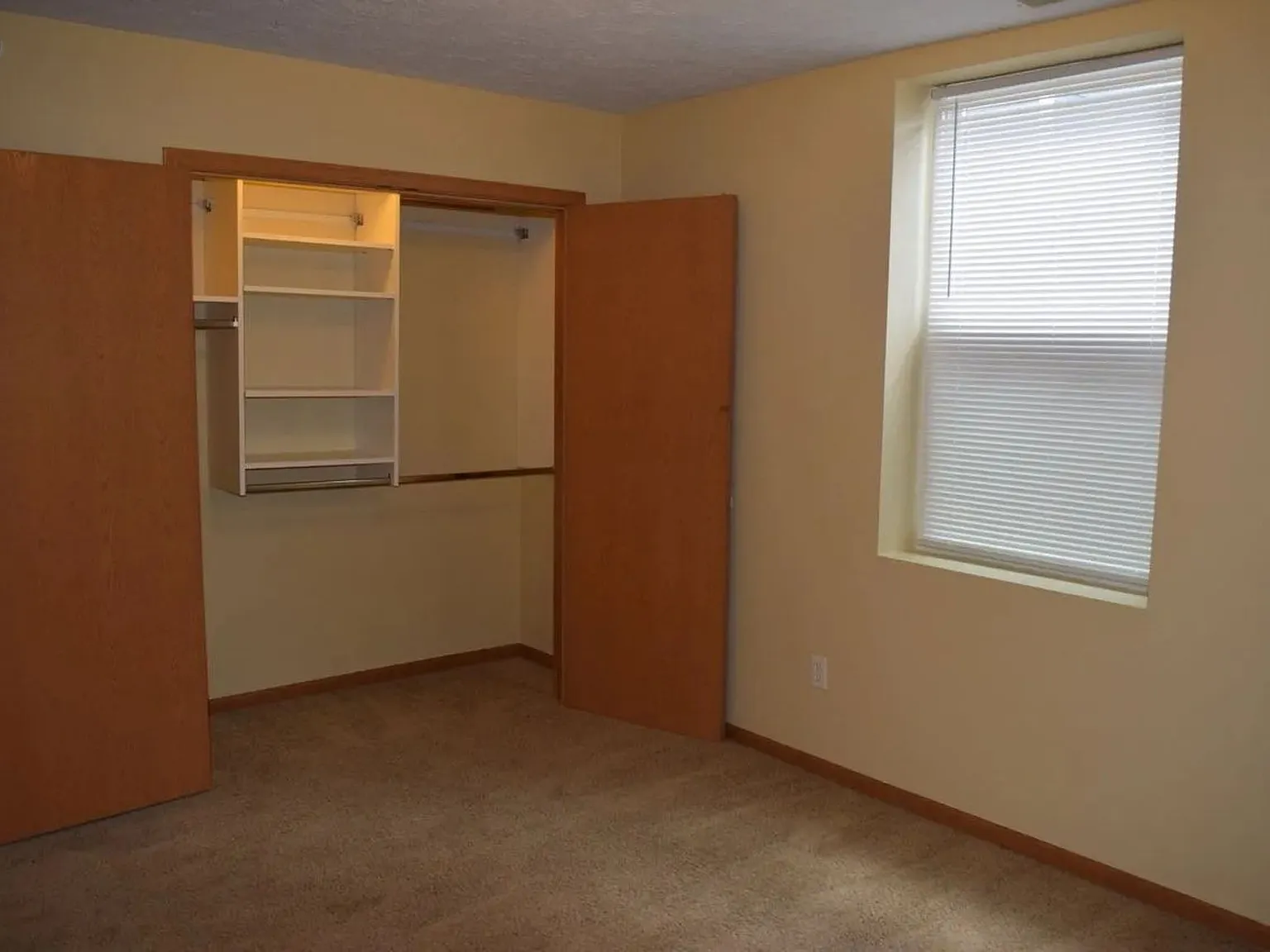 University Village Townhome - LMC-A — Photo 2