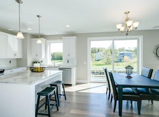 4350 Alvarado Ln N, Plymouth, MN 55446