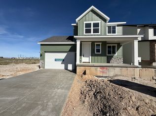 2830 W Guernsey Ln, Ogden, UT 84403