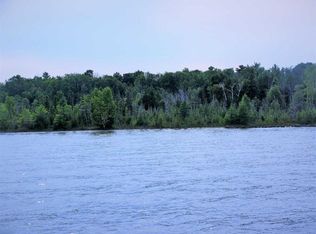 11690 Evergreen Ln, Charlevoix, MI 49720