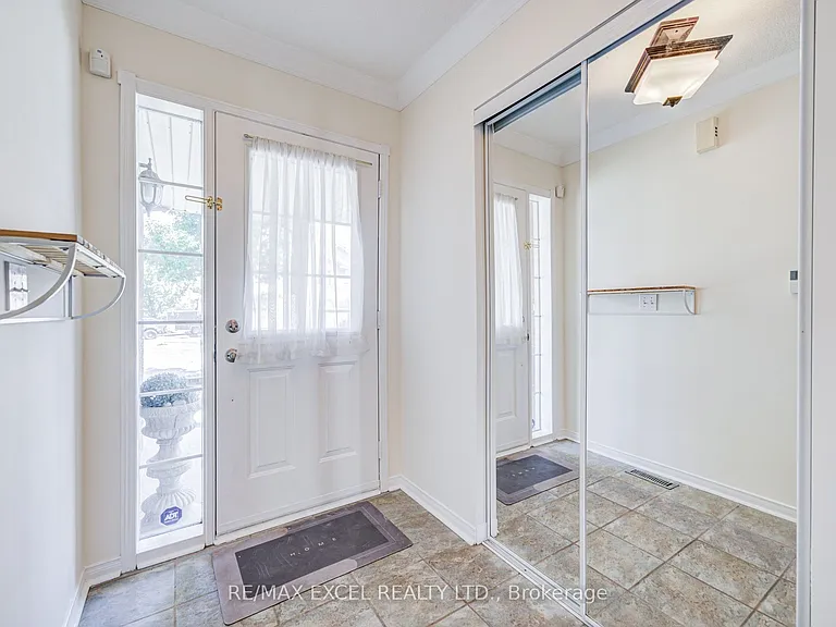 43 Beaumaris Cres — Photo 4