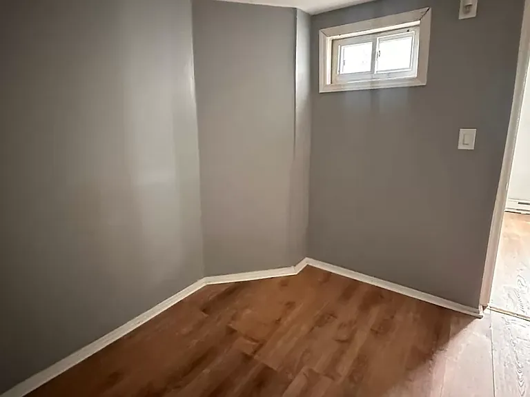 40 Albion Ave #1 — Photo 8