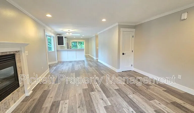 133 NE Gilmax Ln — Photo 5