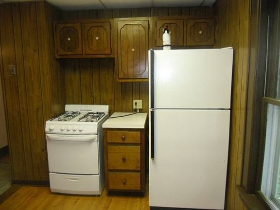 4th image of 12 Moore Ave
