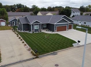 301 Louisiana Ave NW, Orange City, IA 51041
