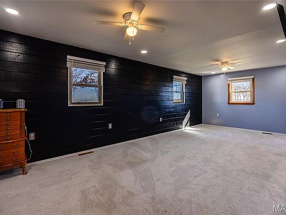 4th image of 5731 W 408th Rd