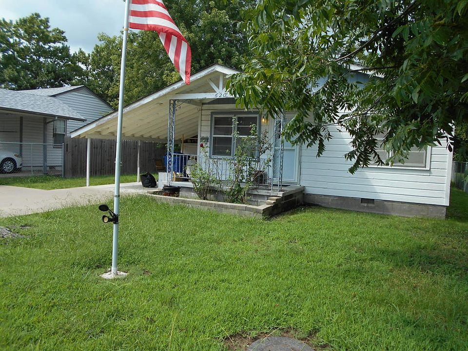 2nd image of 620 Blackworth St