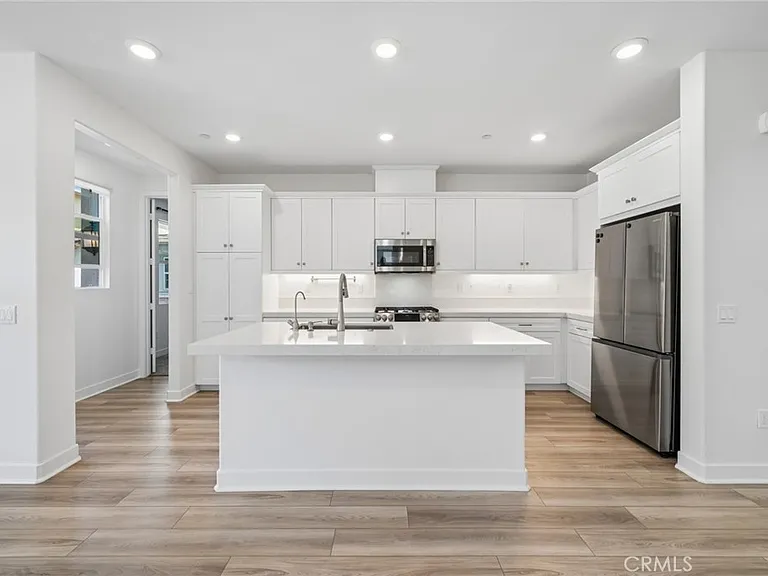 212 Denali — Photo 2