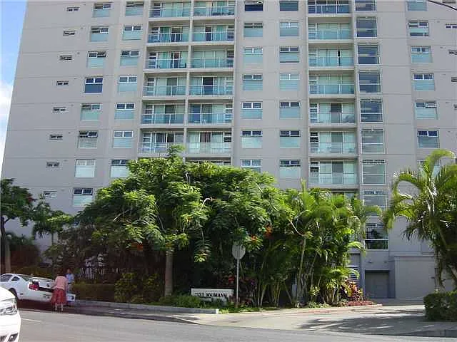 1133 Waimanu St #403 — Photo 10