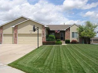 2510 Eastridge St, Goddard, KS 67052