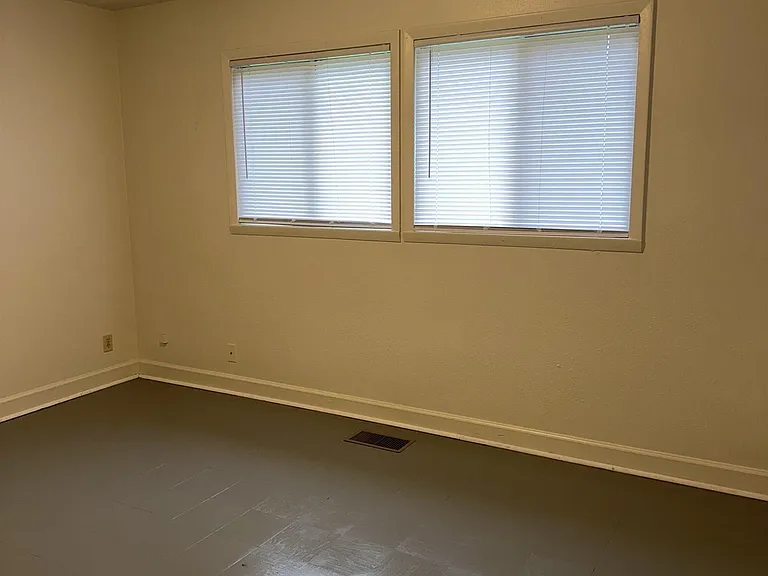 1531 Forbes Ave — Photo 28