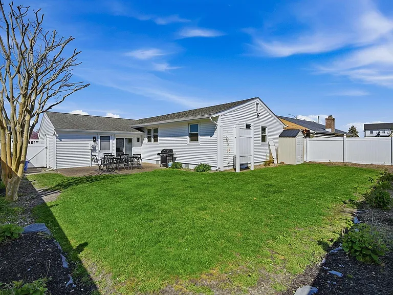3 Sandy Ln — Photo 24