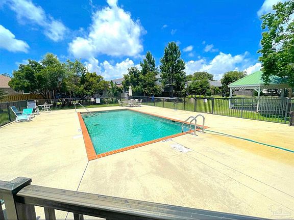 3rd image of 645 Wild Heron Way