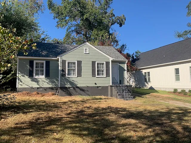 209 Williams Ave