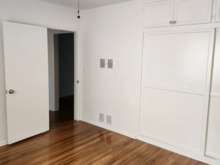 1347 N Alta Vista Blvd #3 — Photo 10