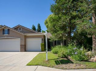 2731 Rall Ave, Clovis, CA 93611