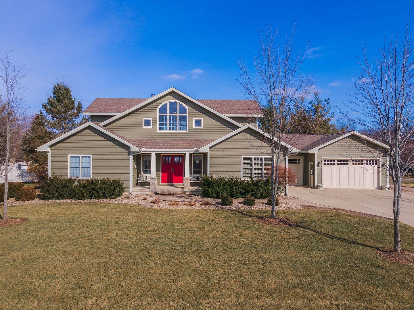 2 Fox Creek Rd, Towanda, IL 61776 Zillow
