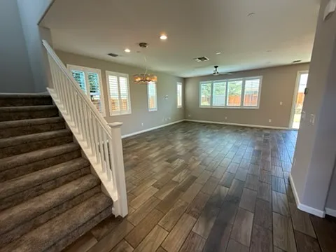 148 Wisteria Cir — Photo 3