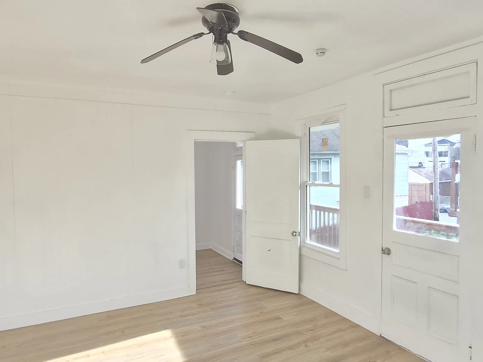 2 bed, 1700 sqft, $1,200 — Photo 3