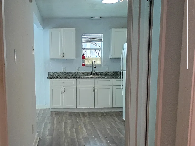 13501 Topeka St #B — Photo 6