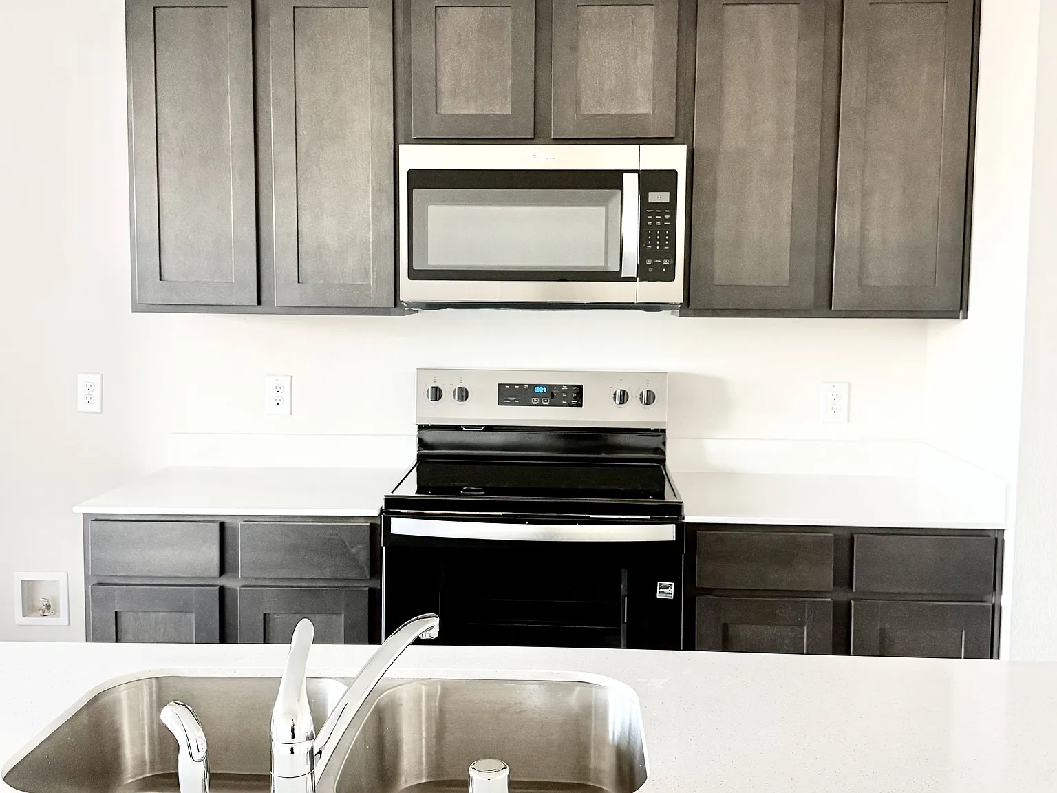 314 Tall Cedar Way — Photo 2