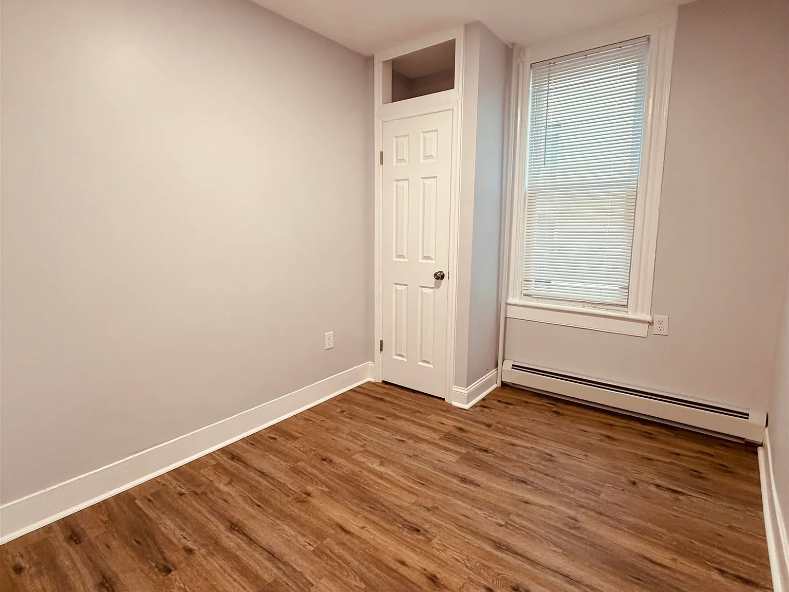 3 bed, 1.0 bath, $2,700 — Photo 4