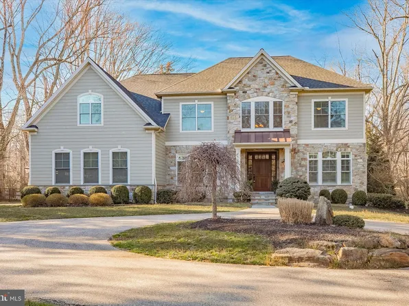 748 Newtown Rd, Villanova, PA 19085