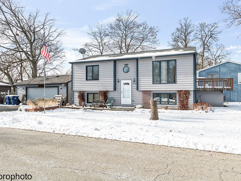 1st image of 37440 N Lake Shore Dr