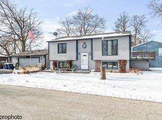 37440 N Lake Shore Dr, Lake Villa, IL 60046