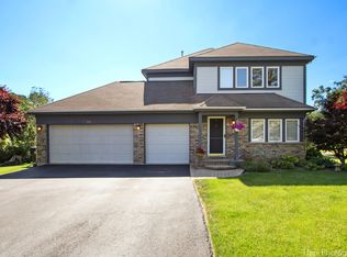 992 White Pine Dr, Antioch, IL