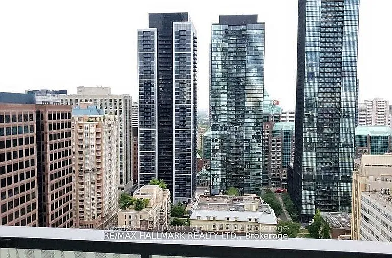 50 Charles St E #2202 — Photo 5