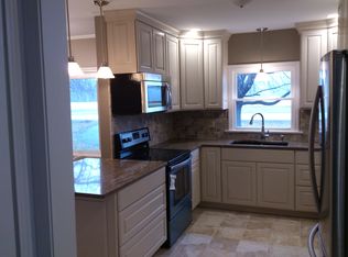 164 Plain Rd, Greenfield, MA 01301