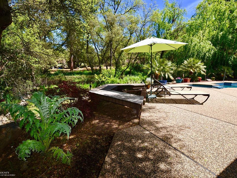 1st image of 4040 River Woods Dr