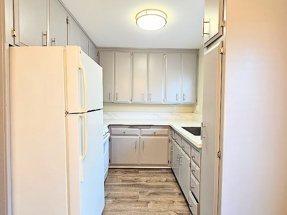 4th image of 4144 Georgia St #2