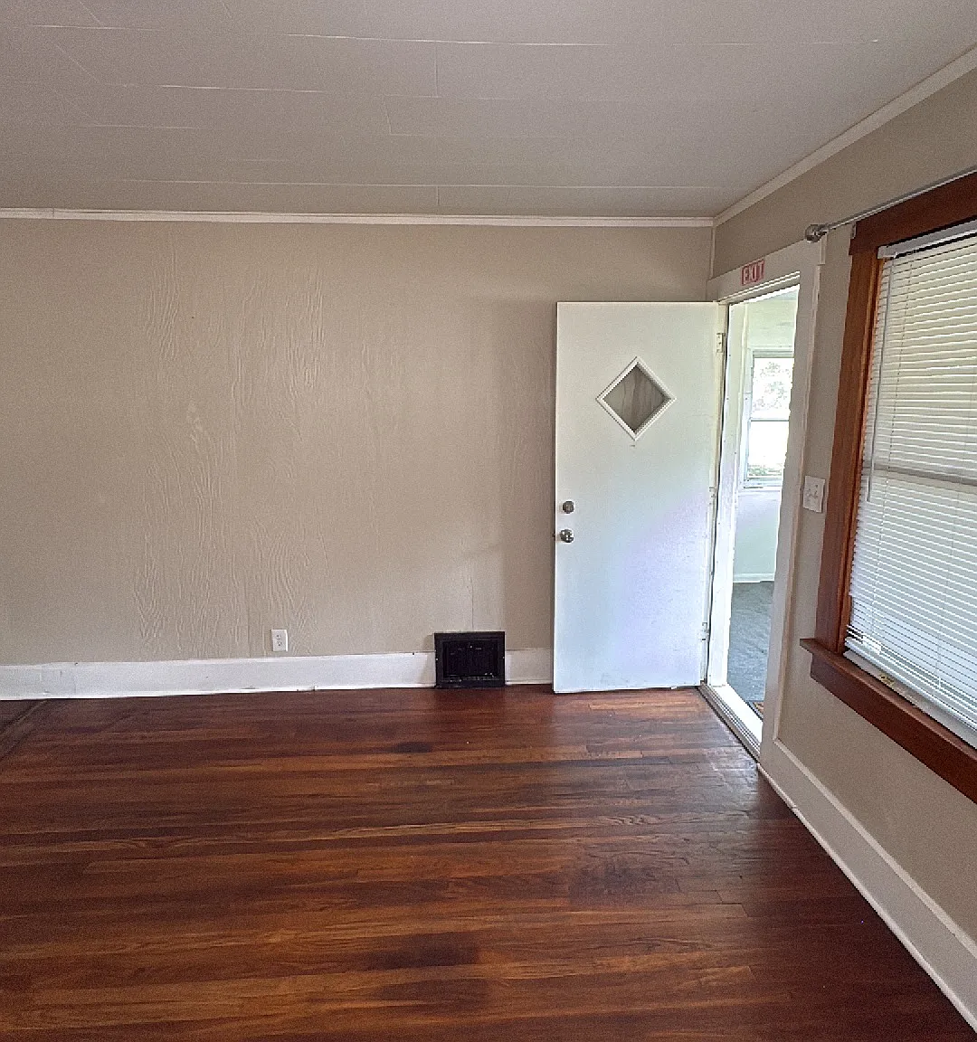 2 bed, 816 sqft, $1,295 — Photo 4