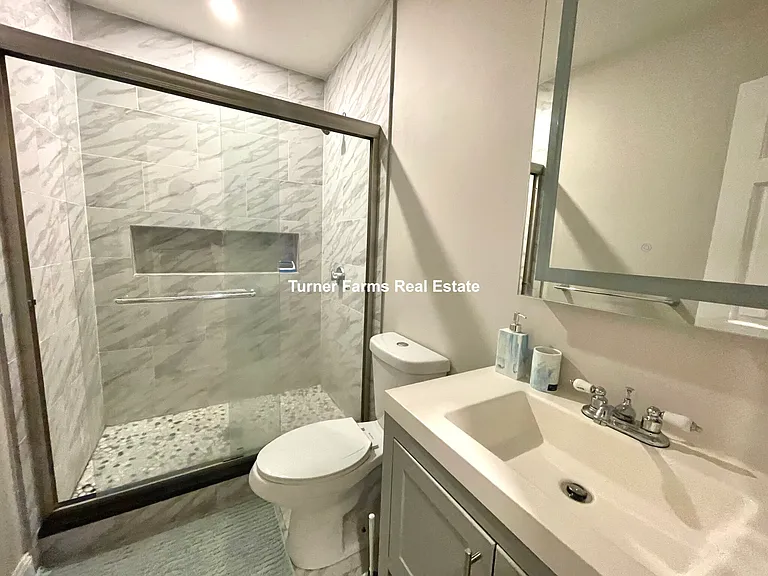 45 Crescent Ave #1R — Photo 20