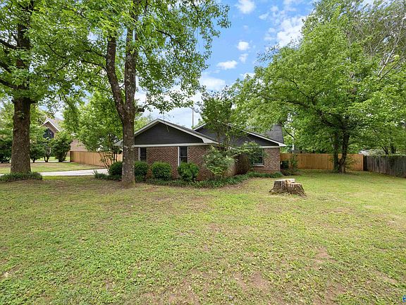 3rd image of 12034 Runningmeade Trl SE
