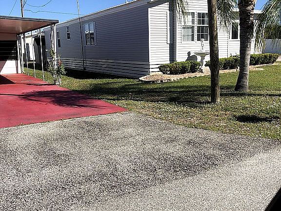 4th image of 1734 Pye Dr
