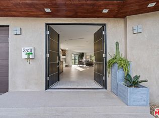 2301 Donella Cir, Los Angeles, CA 90077