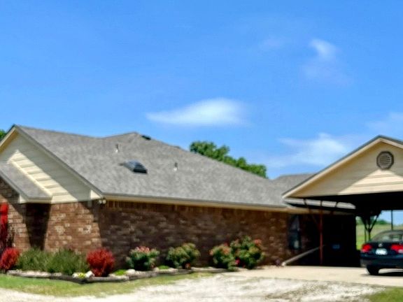 4th image of 553 Concord Rd